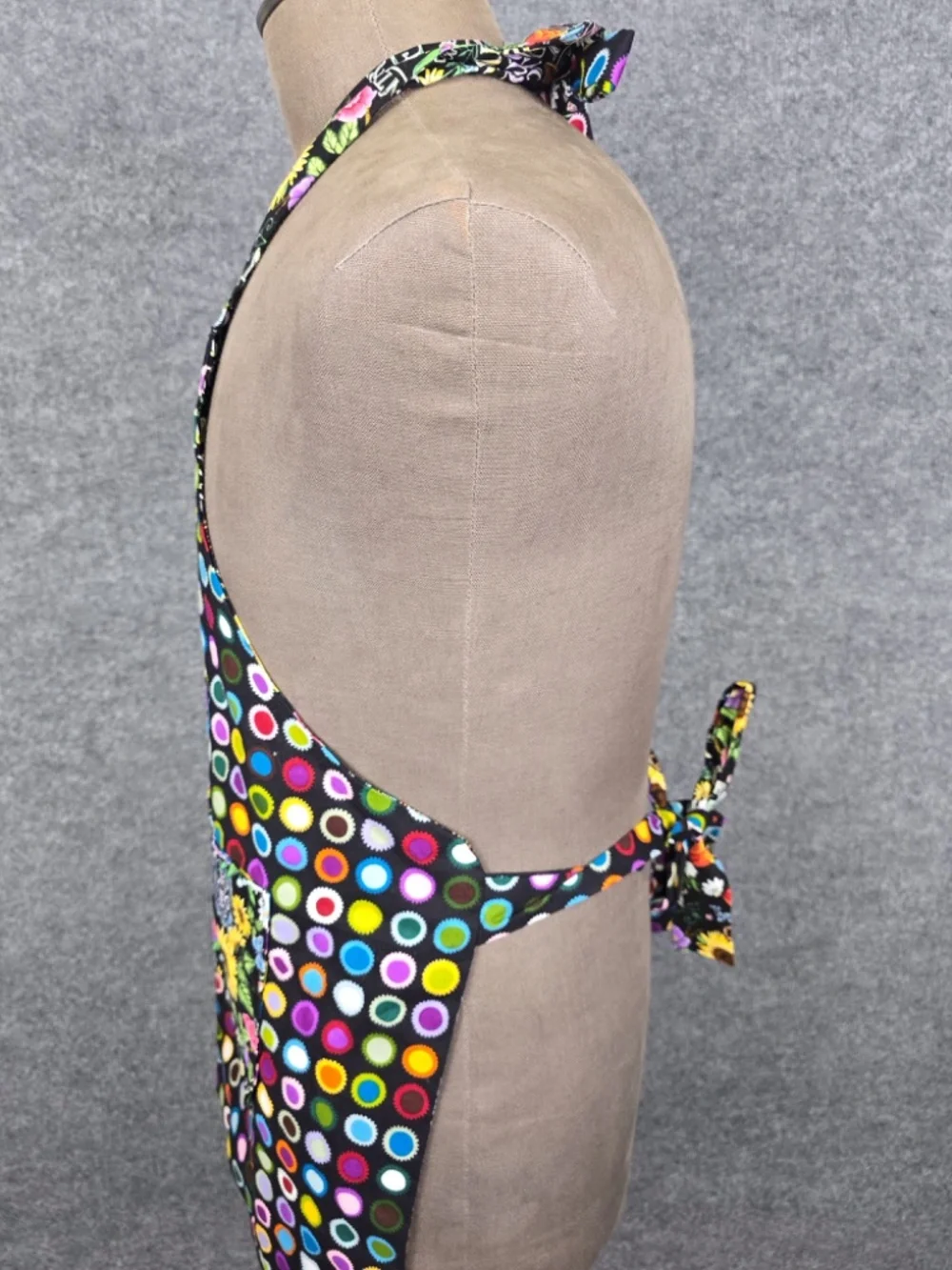 Exclusive by GG Reversible Vibrant Polka Dot & Floral Kitchen Apron - EXC